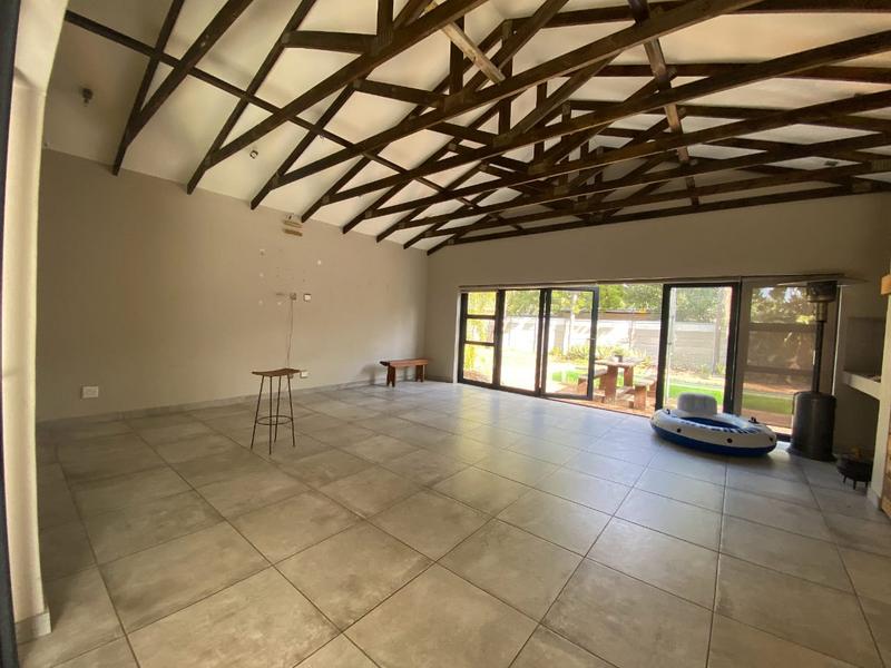 4 Bedroom Property for Sale in Amandelrug Western Cape